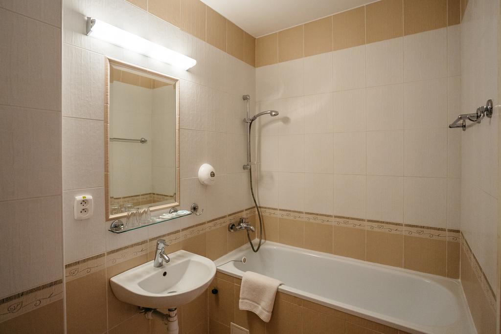 Hotel Artin 바르데요프 외부 사진